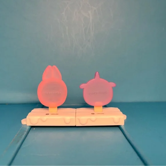 POP MART - Pop Bean Mini Ice Pops - Pucky Taro + Bunny Strawberry - Picture 2 of 4